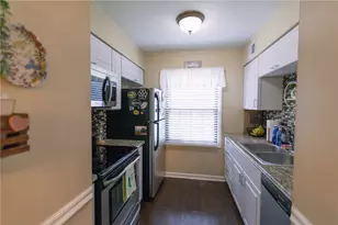450 Country View Ct, Pittsburgh, PA 15205 - Photo 7