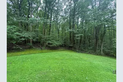 106 Painter Ln, Lancaster Township, PA 16037 - Photo 5