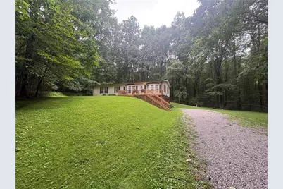 106 Painter Ln, Lancaster Township, PA 16037 - Photo 3