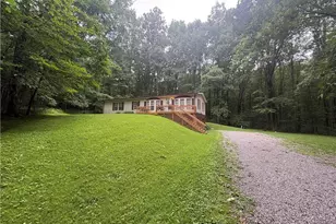 106 Painter Ln, Lancaster Township, PA 16037 - Photo 3