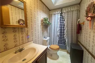106 Painter Ln, Lancaster Township, PA 16037 - Photo 21
