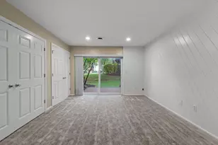 876 Fairways Dr, Oakmont, PA 15139 - Photo 27