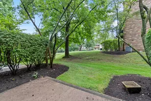 876 Fairways Dr, Oakmont, PA 15139 - Photo 33