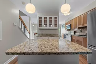 876 Fairways Dr, Oakmont, PA 15139 - Photo 13