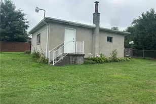 1416 Hawthorne St, Connellsville, PA 15425 - Photo 3