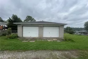 1416 Hawthorne St, Connellsville, PA 15425 - Photo 7