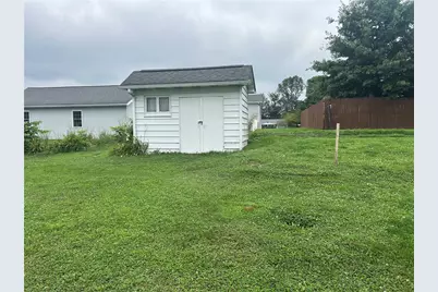 1416 Hawthorne St, Connellsville, PA 15425 - Photo 9