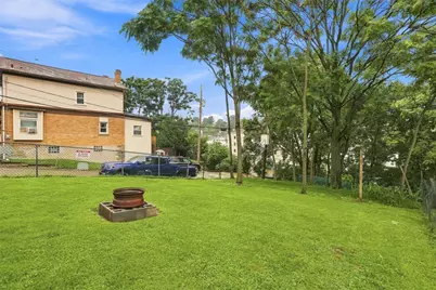 2690 Amman St, Pittsburgh, PA 15226 - Photo 17
