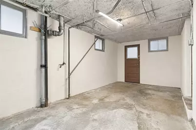 2690 Amman St, Pittsburgh, PA 15226 - Photo 15
