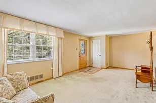 2727 Louisiana Ave, Pittsburgh, PA 15216 - Photo 3