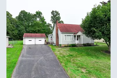 2433 Ridgewood Ct, Shenango Township, PA 16101 - Photo 1