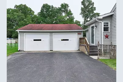 2433 Ridgewood Ct, Shenango Township, PA 16101 - Photo 3