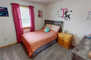 104 W Rockenstein Ave, Twp of But SW, PA 16001 - Photo 15