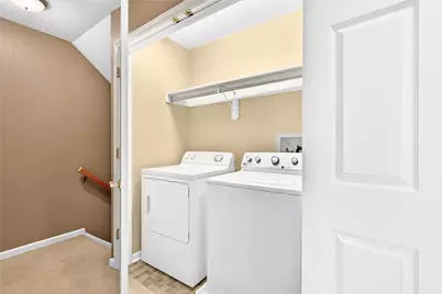 10555 Forest Hill Dr, Pittsburgh, PA 15090 - Photo 33