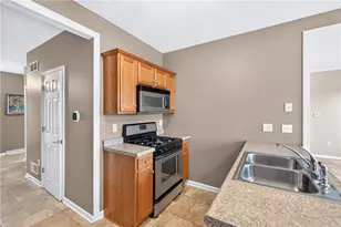 10555 Forest Hill Dr, Pittsburgh, PA 15090 - Photo 9