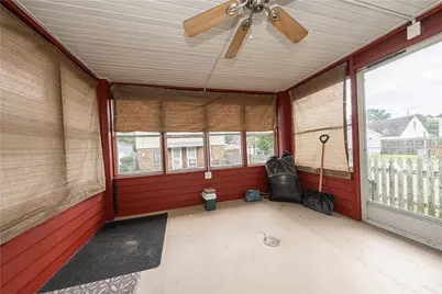 1912 4th Ave, Beaver Falls, PA 15010 - Photo 23