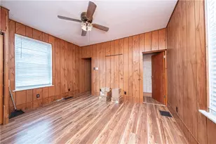1912 4th Ave, Beaver Falls, PA 15010 - Photo 9