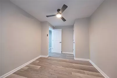 11690 Center St, Irwin, PA 15642 - Photo 5