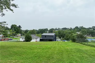 11690 Center St, Irwin, PA 15642 - Photo 39