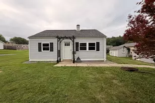 3702 49th St, Pulaski Township, PA 15066 - Photo 1