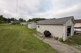 3702 49th St, Pulaski Township, PA 15066 - Photo 11