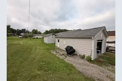 3702 49th St, Pulaski Township, PA 15066 - Photo 11