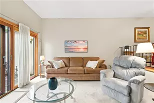 244 Colony Ct, Rosslyn Farms, PA 15205 - Photo 5