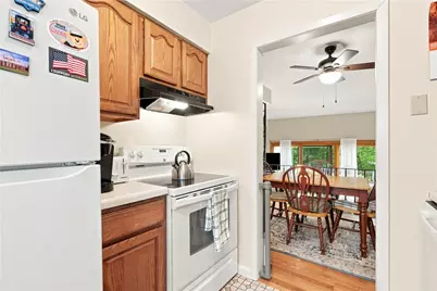 244 Colony Ct, Rosslyn Farms, PA 15205 - Photo 9