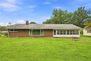 460 Collier Rd, Mercer Boro, PA 16137 - Photo 27