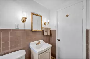 644 Somerville Dr, Scott Township, PA 15243 - Photo 19