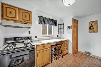 644 Somerville Dr, Scott Township, PA 15243 - Photo 13