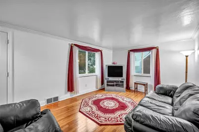 644 Somerville Dr, Scott Township, PA 15243 - Photo 5