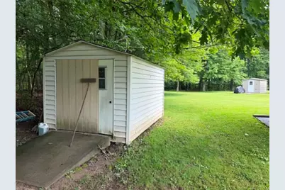 1529 Lee Ln, Grove City Boro, PA 16127 - Photo 15
