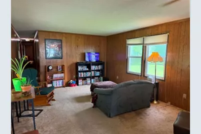 1529 Lee Ln, Grove City Boro, PA 16127 - Photo 7