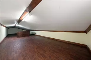2488 Mt Royal Rd, Pittsburgh, PA 15217 - Photo 37