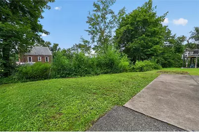 1806 Pioneer Avenue, Pittsburgh, PA 15226 - Photo 33