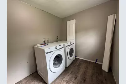 2288 Bernard St, Pittsburgh, PA 15234 - Photo 11