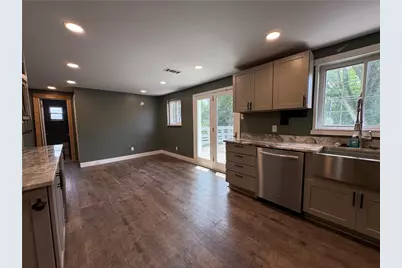 2288 Bernard St, Pittsburgh, PA 15234 - Photo 9
