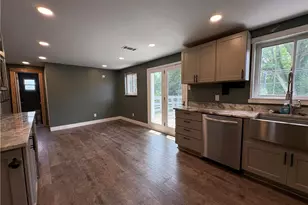 2288 Bernard St, Pittsburgh, PA 15234 - Photo 9