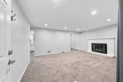449 Arbor Ln, Pittsburgh, PA 15236 - Photo 3