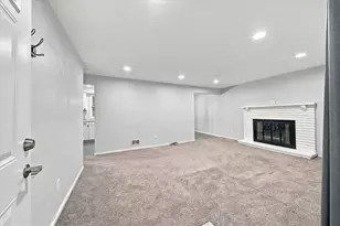 449 Arbor Ln, Pittsburgh, PA 15236 - Photo 3