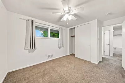 449 Arbor Ln, Pittsburgh, PA 15236 - Photo 15
