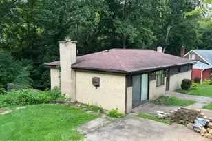 200 Forest Dr, North Huntingdon, PA 15642 - Photo 3