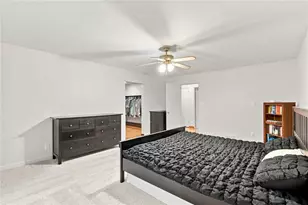 101 Tomahawk Dr, Pittsburgh, PA 15215 - Photo 15