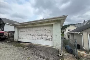 912 Vermont Ave, Glassport, PA 15045 - Photo 3