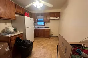 19 Erie Ave, Glassport, PA 15045 - Photo 11