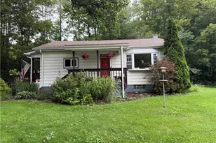 1048 Parkwood Rd, Armstrong-Shelocta, PA 15701 - Photo 1