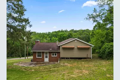 372 Chartiers Run Rd, Chartiers, PA 15317 - Photo 3