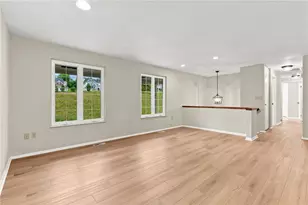1001 Fassinger Ln, Pittsburgh, PA 15237 - Photo 5