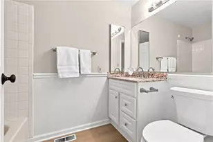1001 Fassinger Ln, Pittsburgh, PA 15237 - Photo 21